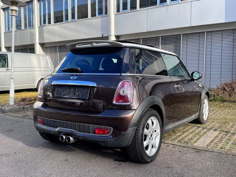 Käytetty Mini Cooper S 174 HP (127 kW) 2010 Ruskea Viistoperä