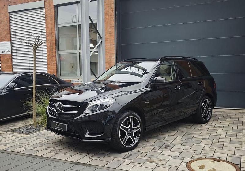 Schwarz Gebraucht 2018 Mercedes GLE43 AMG AMG SUV | 42.800 € (Fairer Preis) - Bild 1/4