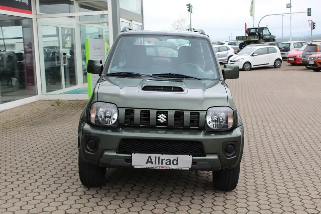 Gebraucht Suzuki Jimny 85 PS (62 kW) 2017 Grün SUV