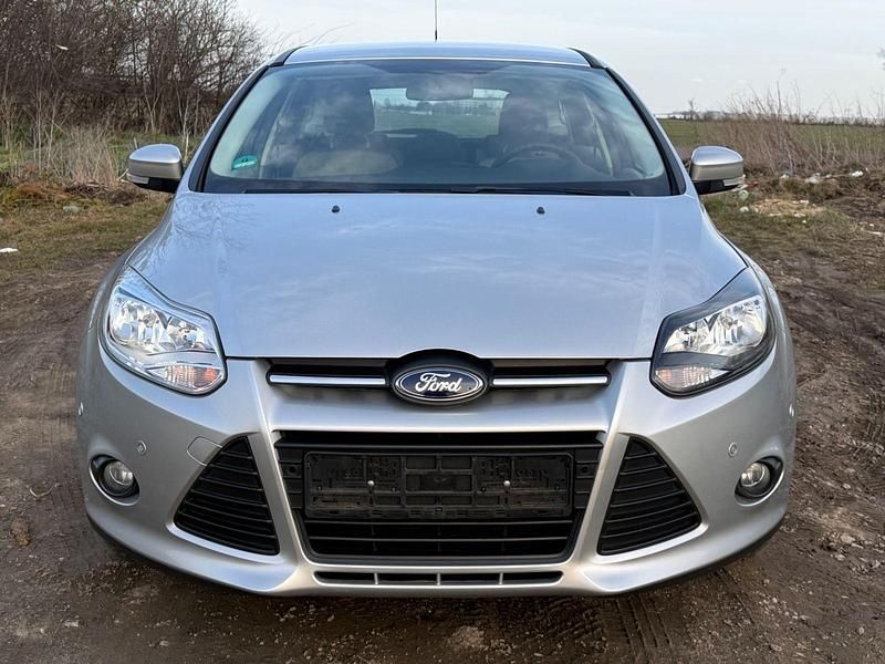Usata Ford Focus 101 CV (74 kW) 2013 Argento Station wagon