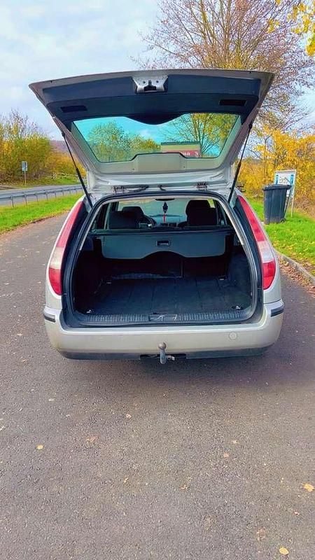 Gebraucht Ford Mondeo Viva X 131 PS (96 kW) 2005 Kombi