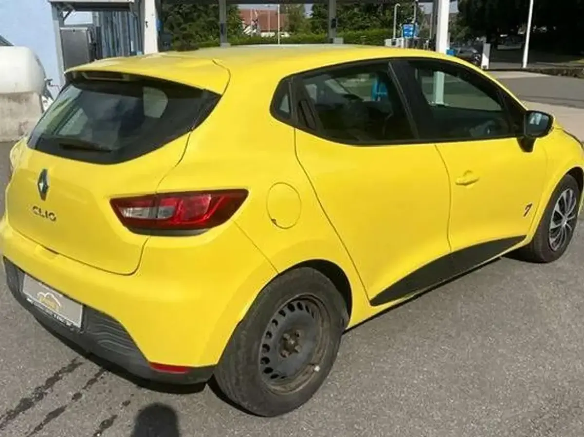 Gebraucht Renault Clio Expression 73 PS (53 kW) 2013 Hellgelb Kleinwagen
