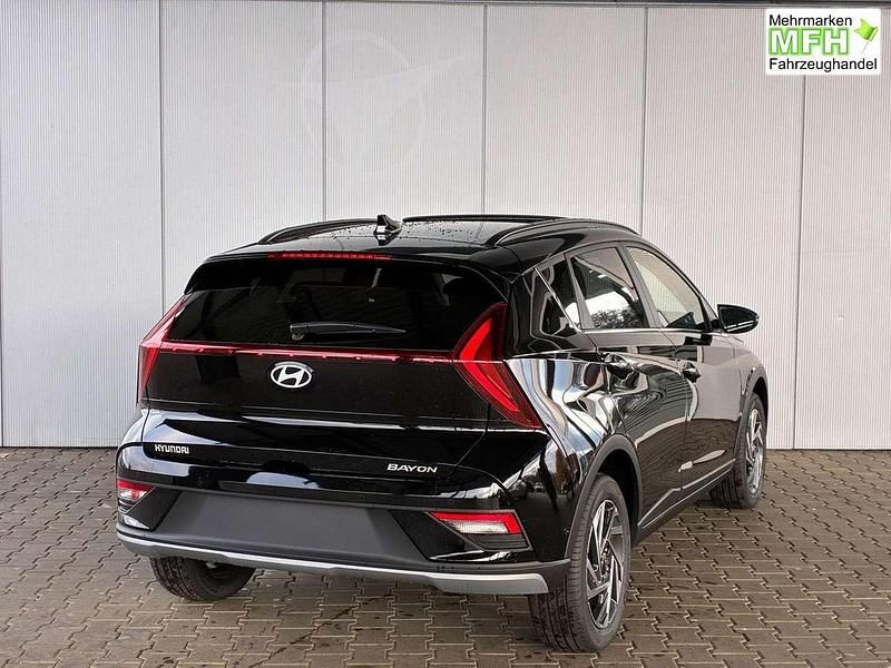 Neu Hyundai Bayon Premium 101 PS (74 kW) 2025 Phantom black SUV