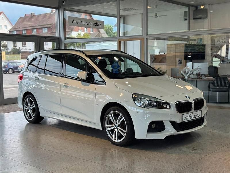 Weiß Gebraucht 2016 BMW 220 M Sport Kombi | 19.300 € (Fairer Preis) - Bild 1/4