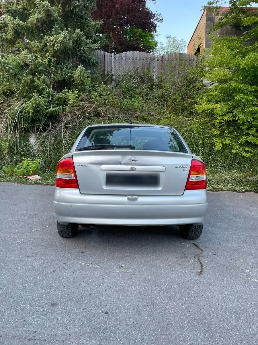 Gebraucht Opel Astra 75 PS (55 kW) 1999 Limousine