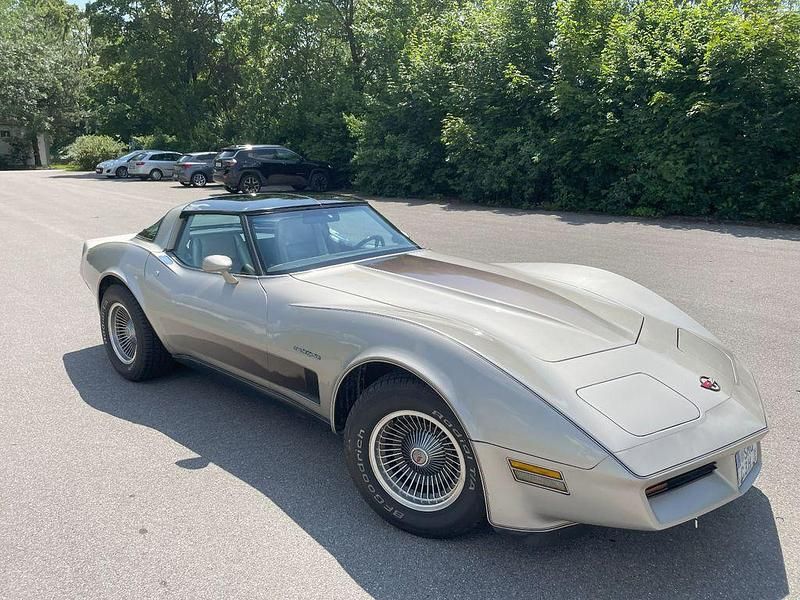 Second-hand Corvette C3 203 CP (149 kW) 1982 Coupe