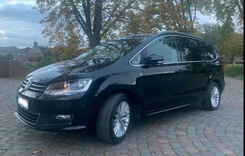 Gebraucht VW Sharan Cup 140 PS (102 kW) 2015 Schwarz Van / Kleinbus