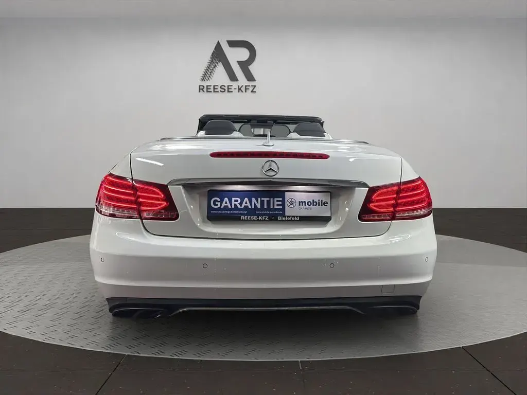 Gebraucht Mercedes E200 184 PS (135 kW) 2016 Weiß Cabrio