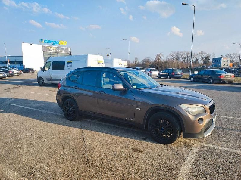 Gebraucht BMW X1 143 PS (105 kW) 2011 Braun SUV