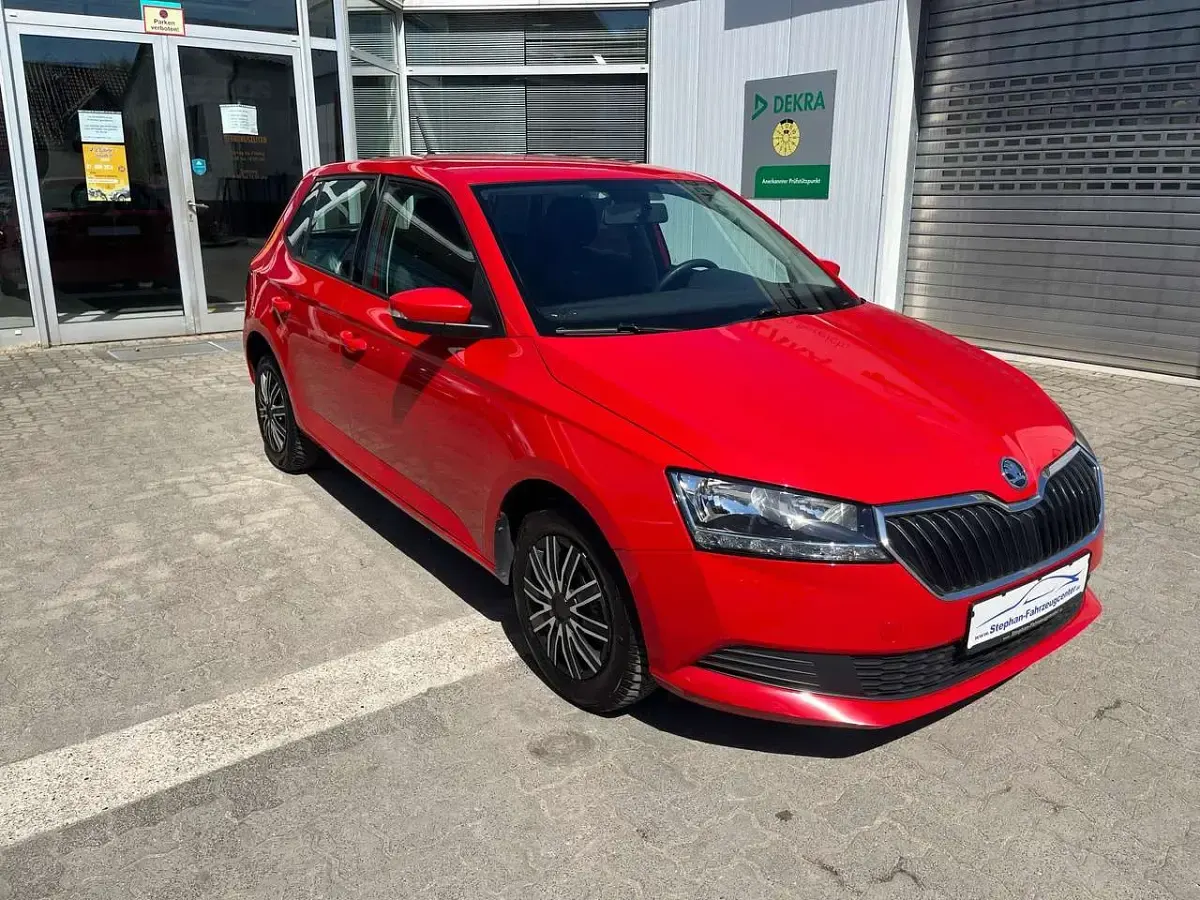 Gebraucht Skoda Fabia Cool Plus 60 PS (44 kW) 2020 Corridarot Kleinwagen