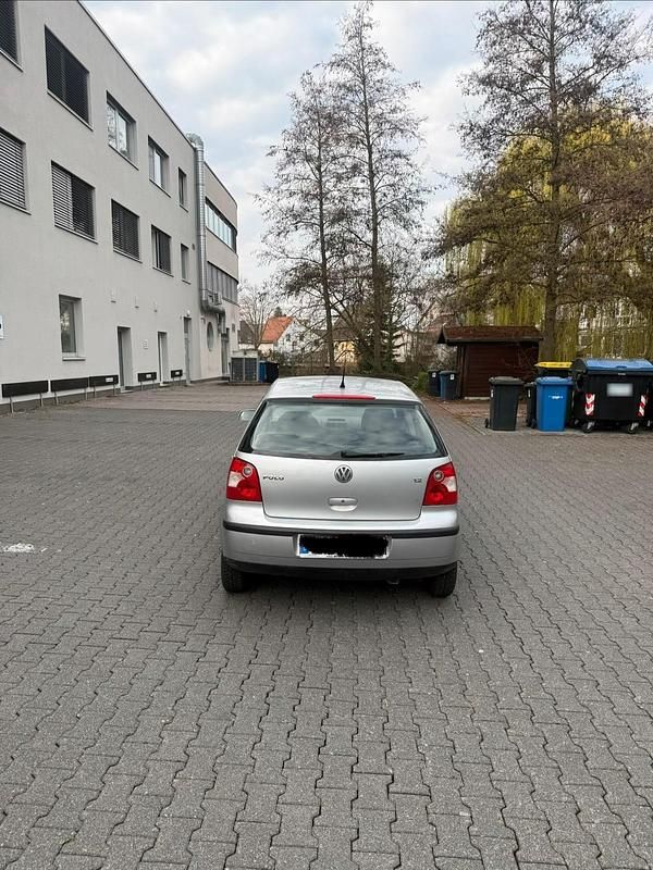 Gebraucht VW Polo Comfortline 64 PS (47 kW) 2001 Silber Kleinwagen
