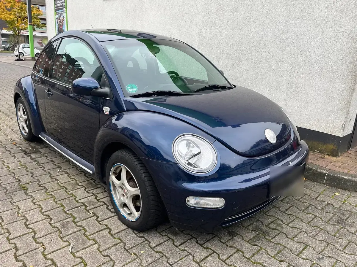 Second-hand VW New Beetle 115 CP (84 kW) 2000 Albastru Hatchback