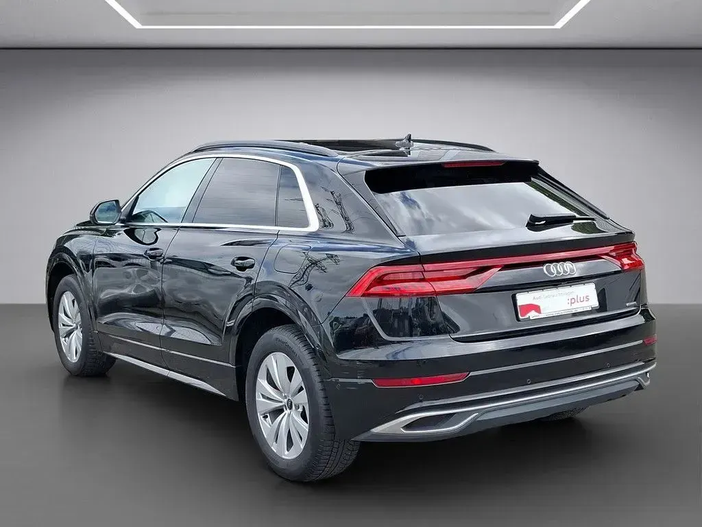 Gebraucht Audi Q8 Performance 381 PS (280 kW) 2021 Schwarz / mythosschwarz (metallic) SUV