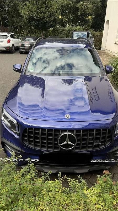 Blau Gebraucht 2021 Mercedes GLB35 AMG SUV | 43.000 € (Fairer Preis) - Bild 1/4