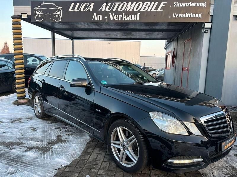 Schwarz Gebraucht 2010 Mercedes E250 Kombi | 5.999 € (Superpreis) - Bild 1/4