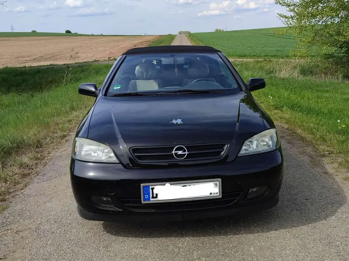 Gebraucht Opel Astra Cabriolet 125 PS (91 kW) 2004 Schwarz Cabrio