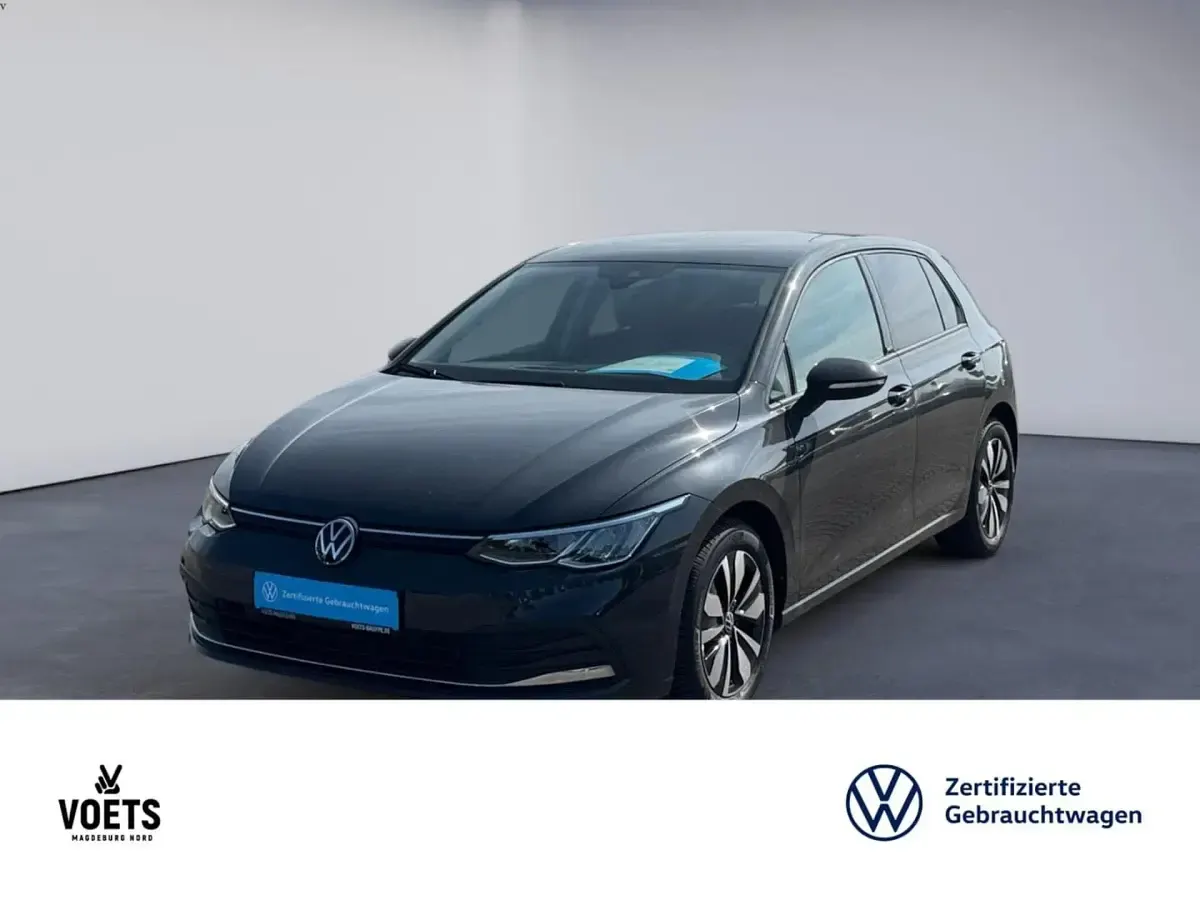 Gebraucht VW Golf VIII Move 110 PS (80 kW) 2024 Grau Limousine