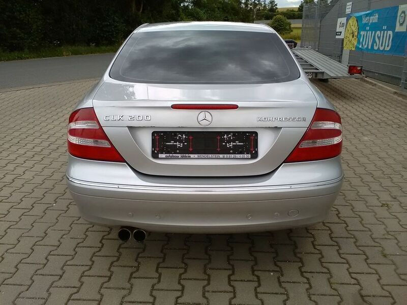 Gebraucht Mercedes CLK200 Avantgarde 163 PS (119 kW) 2003 Silber Coupé
