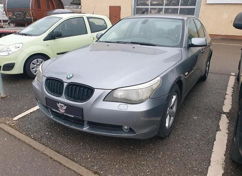 Gebraucht BMW 520 170 PS (125 kW) 2004 Silber Limousine