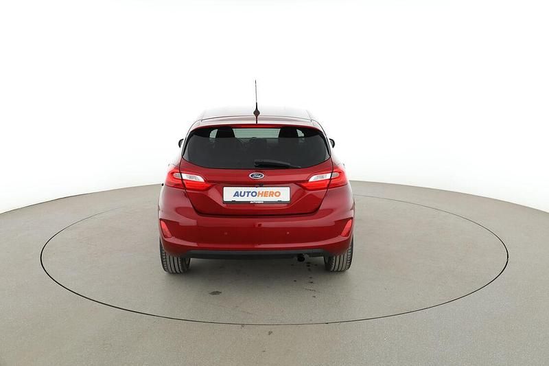 Gebraucht Ford Fiesta Titanium 2018 Rot Kleinwagen