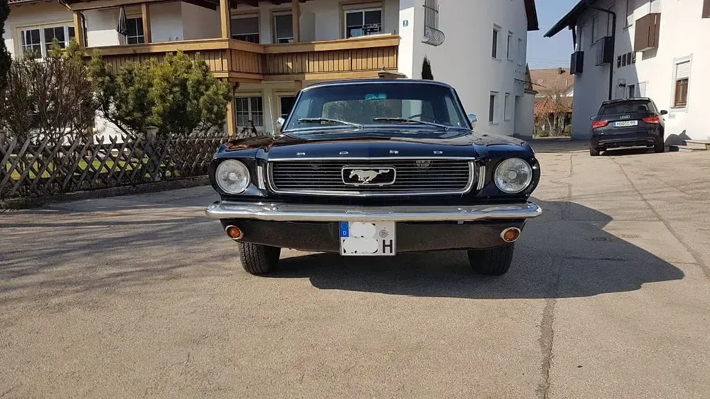 Gebraucht Ford V8 223 PS (164 kW) 1966 Schwarz Coupé