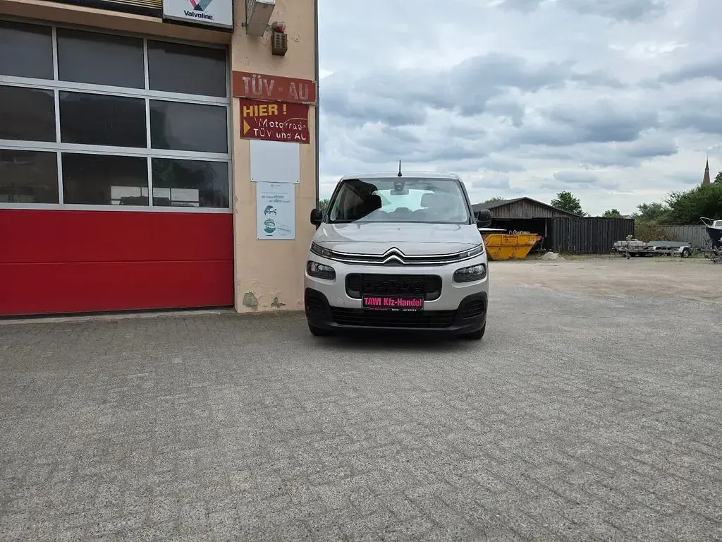 Gebraucht Citroën Berlingo Live 102 PS (75 kW) 2018 Lackierung sable/typ aussenver Van / Kleinbus