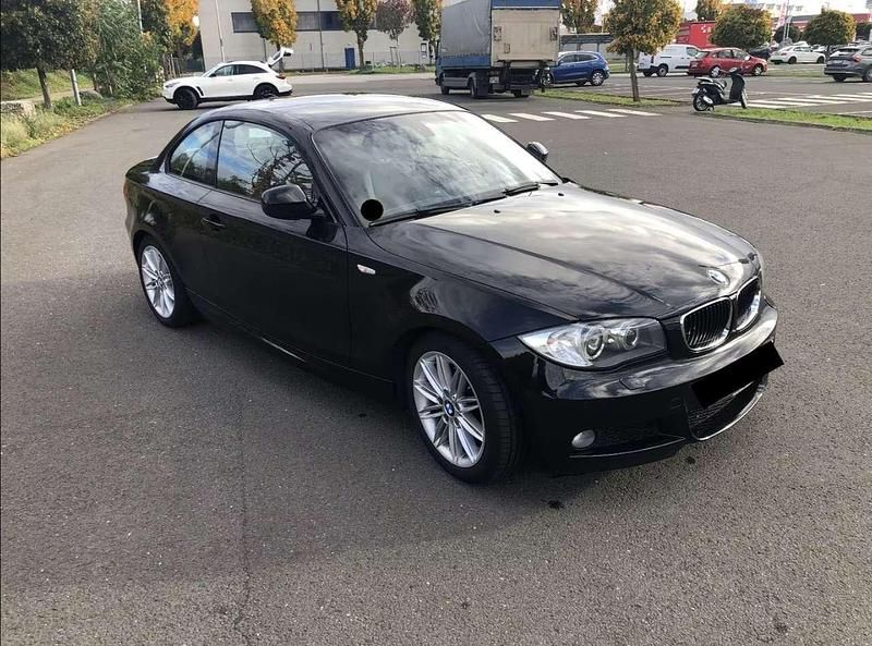 Schwarz Gebraucht 2010 BMW 120 Coupé M Sport Coupé | 12.900 € (Teuer) - Bild 1/4