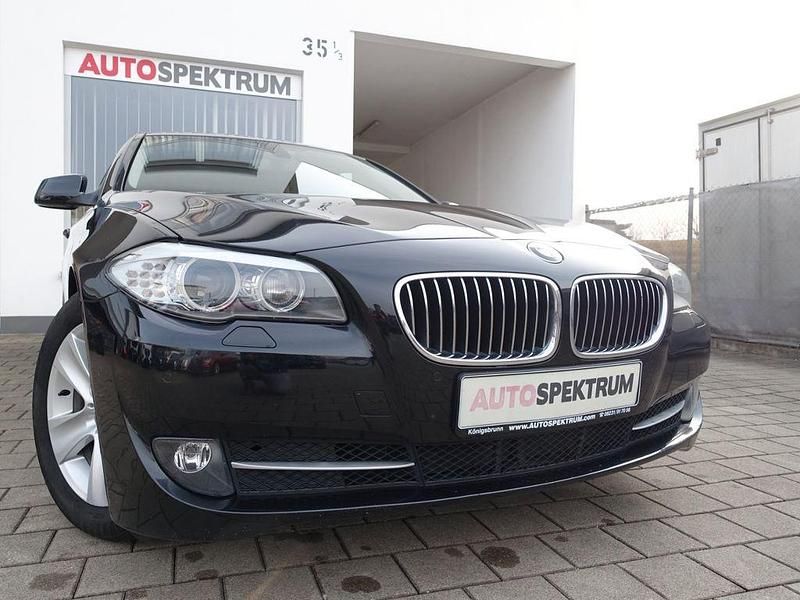 Gebraucht BMW 523 204 PS (150 kW) 2011 Schwarz Limousine