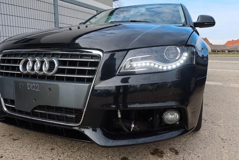 Second-hand Audi A4 Ambiente 160 CP (117 kW) 2009 Negru Break