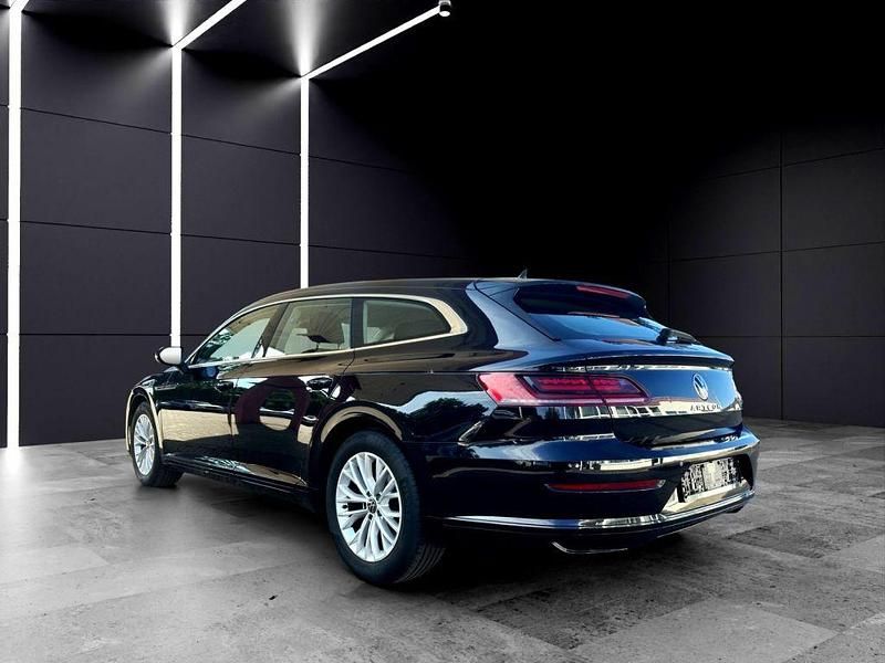 Gebraucht VW Arteon 150 PS (110 kW) 2022 Deep black perleffek (metallic) Kombi