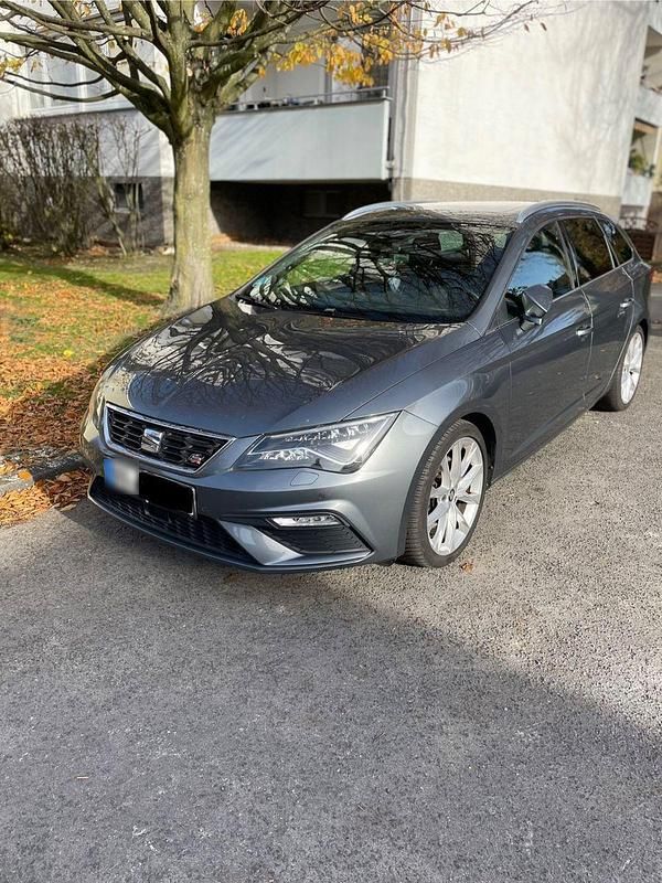 Gebraucht Seat Leon FR 190 PS (139 kW) 2017 Grau Limousine