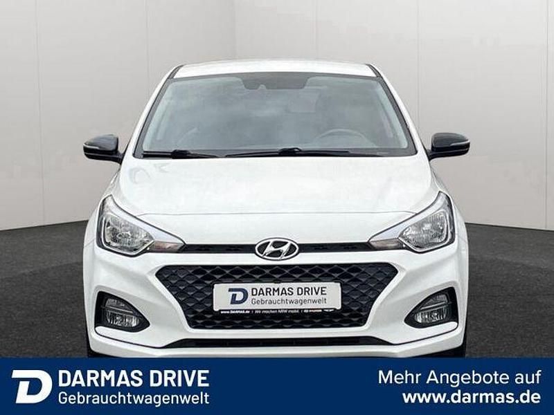 Gebraucht Hyundai i20 YES! 101 PS (74 kW) 2019 Weiß Limousine