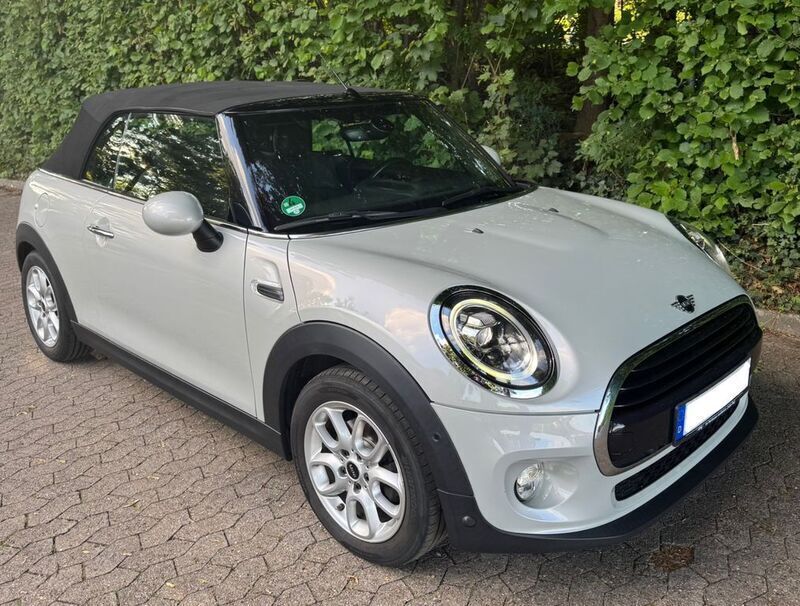 Silber Gebraucht 2018 Mini Cooper Kleinwagen | 13.300 € (Guter Preis) - Bild 1/4
