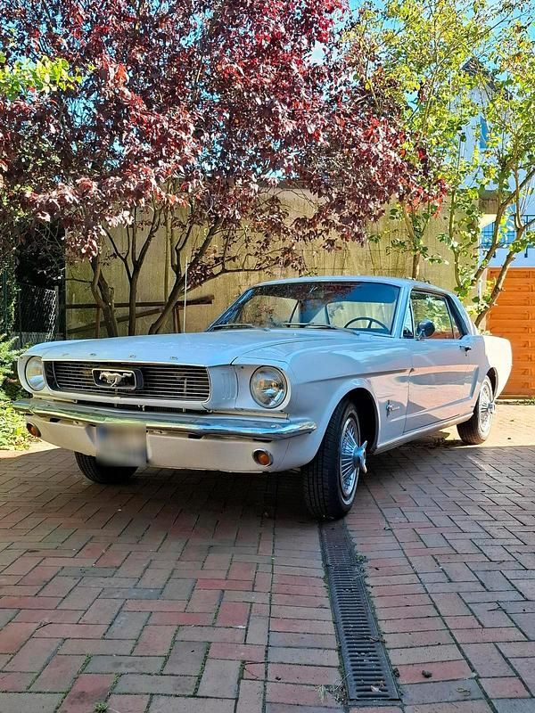 Gebraucht Ford Mustang 220 PS (161 kW) 1966 Weiß Coupé