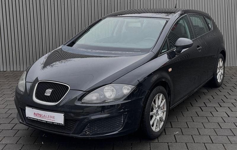 Schwarz Gebraucht 2011 Seat Leon Basis Kleinwagen | 2.500 € (Superpreis) - Bild 1/4