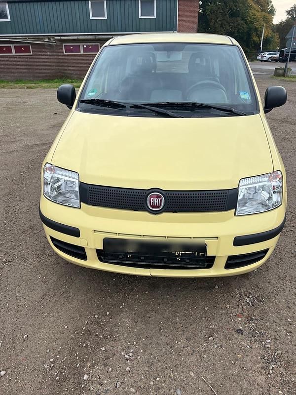 Gelb Gebraucht 2012 Fiat Panda Kleinwagen | 2.950 € (Superpreis) - Bild 1/4