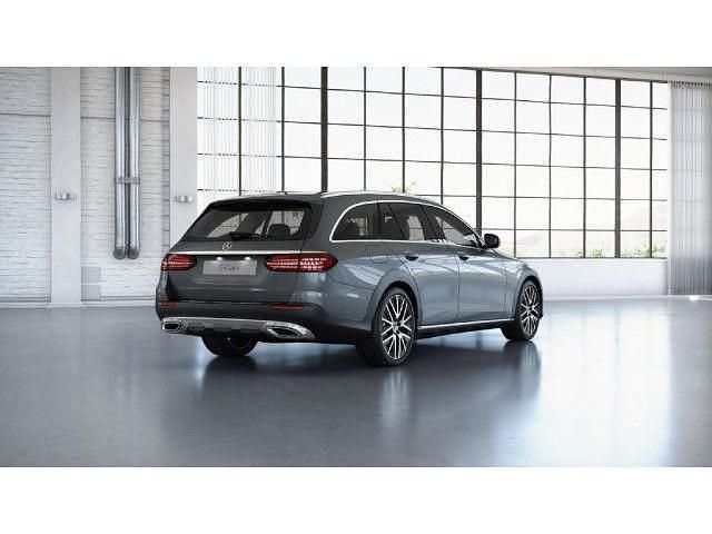 Gebraucht Mercedes E220 All-Terrain Avantgarde 200 PS (147 kW) 2024 Kombi