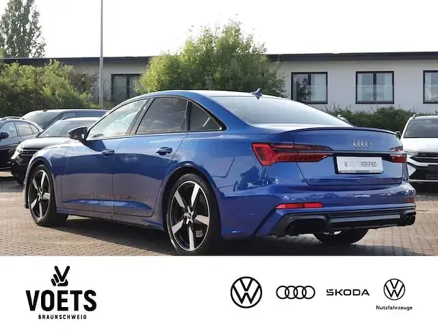 Usata Audi S6 Performance 344 CV (253 kW) 2021 Blu Berlina