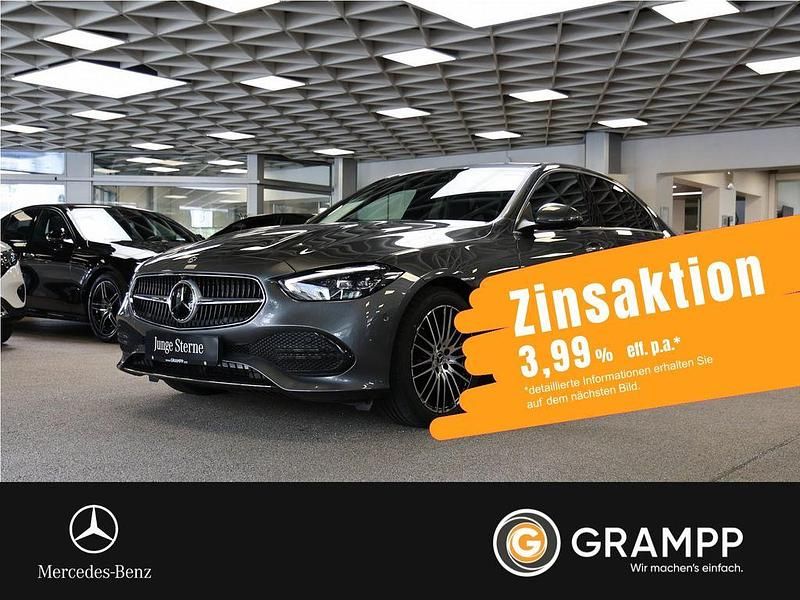 Grau Gebraucht 2024 Mercedes C200 Advanced Plus Limousine | 41.900 € (Teuer) - Bild 1/4