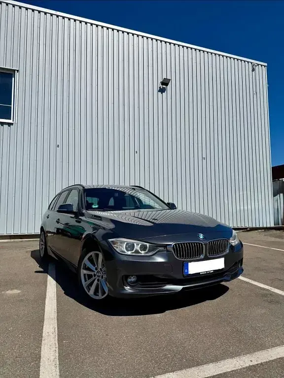 Second-hand BMW 320 184 CP (135 kW) 2012 Gri Break