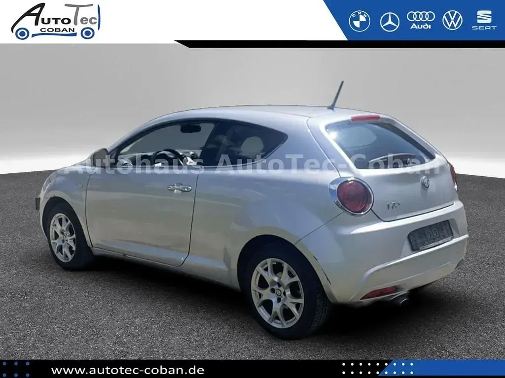 Gebraucht Alfa Romeo MiTo Turismo 95 PS (69 kW) 2009 Silber Kleinwagen