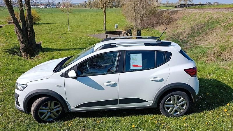 Gebraucht Dacia Sandero Stepway 92 PS (67 kW) 2021 Weiß SUV