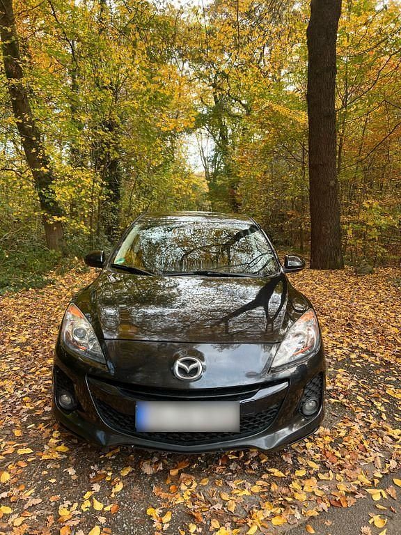 Gebraucht Mazda 3 116 PS (85 kW) 2013 Schwarz Limousine