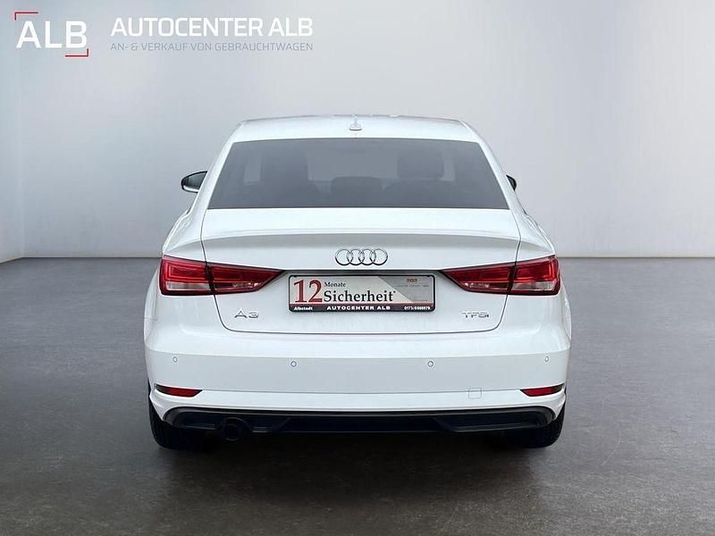 Gebraucht Audi A3 Exclusive 116 PS (85 kW) 2018 Weiß Limousine