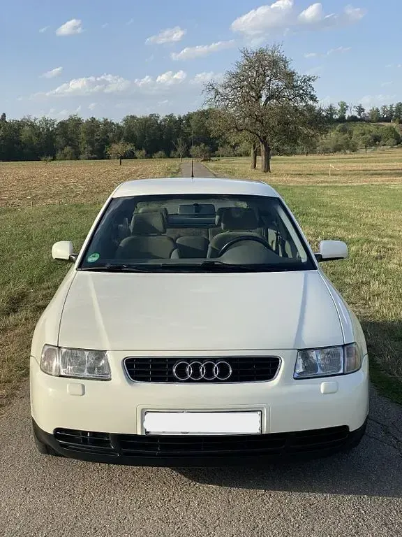 Gebraucht Audi A3 Ambiente 125 PS (91 kW) 1996 Weiß Kleinwagen