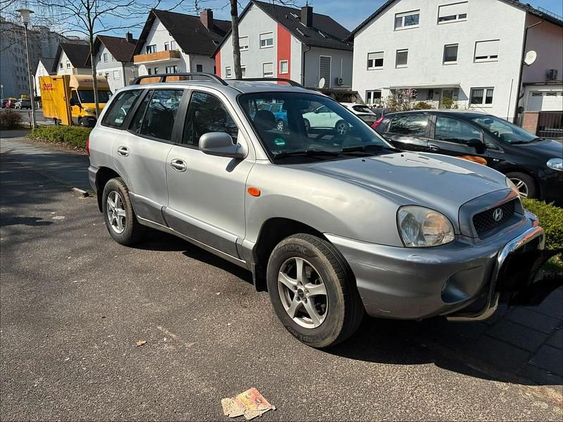 Gebraucht Hyundai Santa Fe 145 PS (106 kW) 2002 Silber SUV