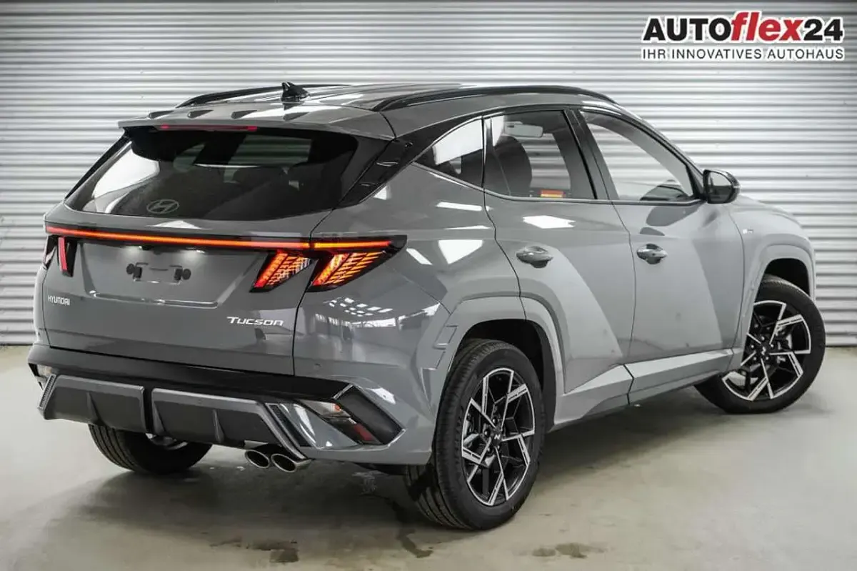Neu Hyundai Tucson N Line 150 PS (110 kW) 2026 Shadow grey metallic () SUV