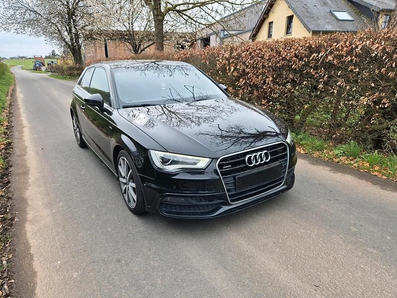 Gebraucht Audi A3 S-Line 150 PS (110 kW) 2015 Schwarz Kleinwagen