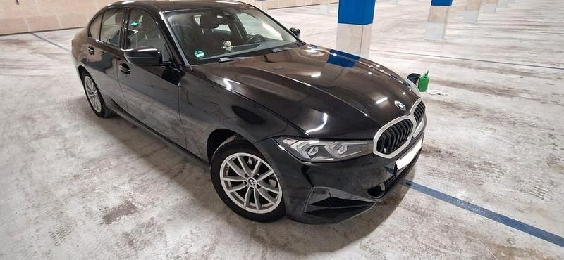 Gebraucht BMW 318 156 PS (114 kW) 2023 Schwarz Limousine