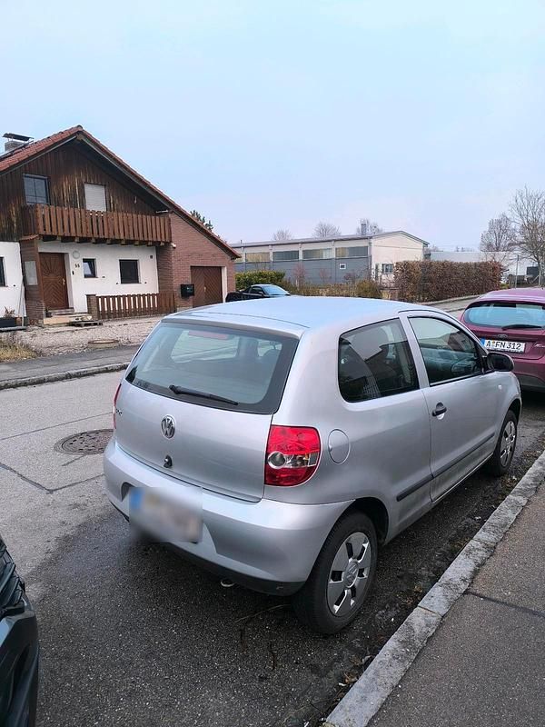 Gebraucht VW Fox 54 PS (39 kW) 2006 Grau Kleinwagen